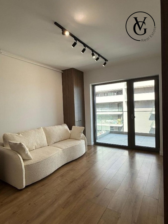 Studio dublu | Mobilat | Fabrica de Glucoza 