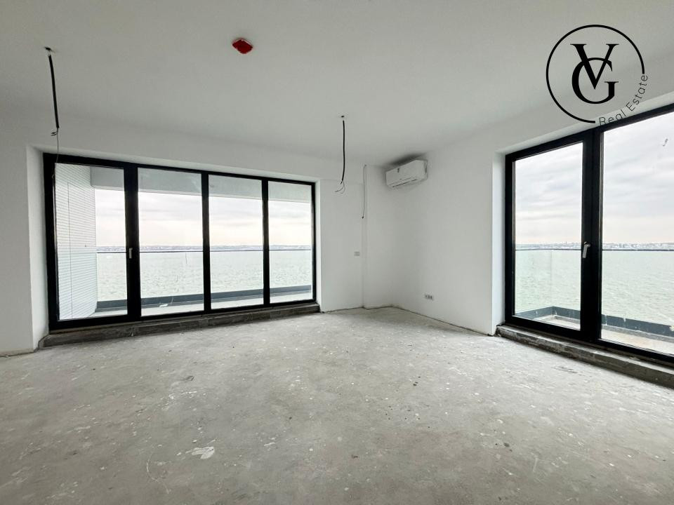 Apartament 2 camere - vedere frontala catre lac - Private Lake