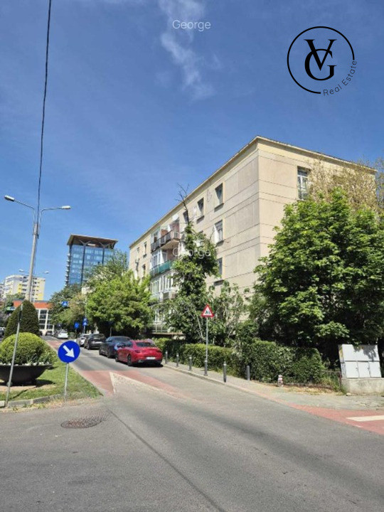 Apartament 2 camere Floreasca | Etaj Intermediar | Balcon si boxa 