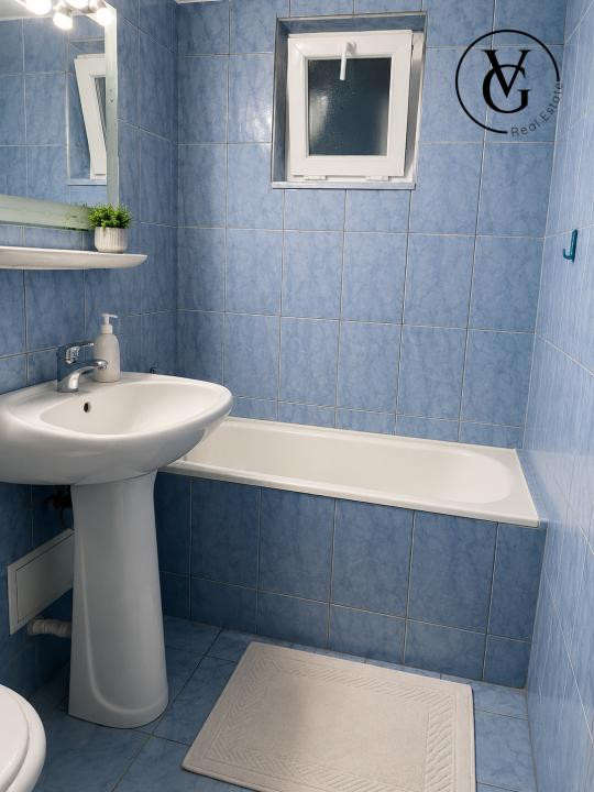 Apartament 3 camere - zona Tomis Nord - centrala proprie