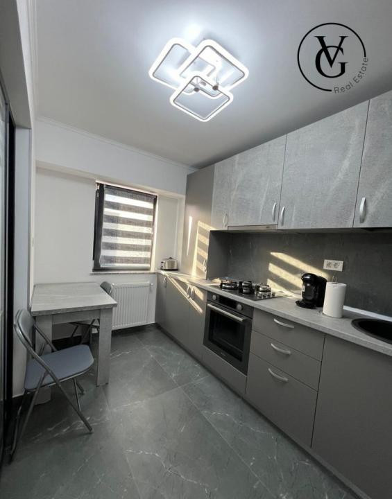 Apartament 2 camere - zona Trocadero