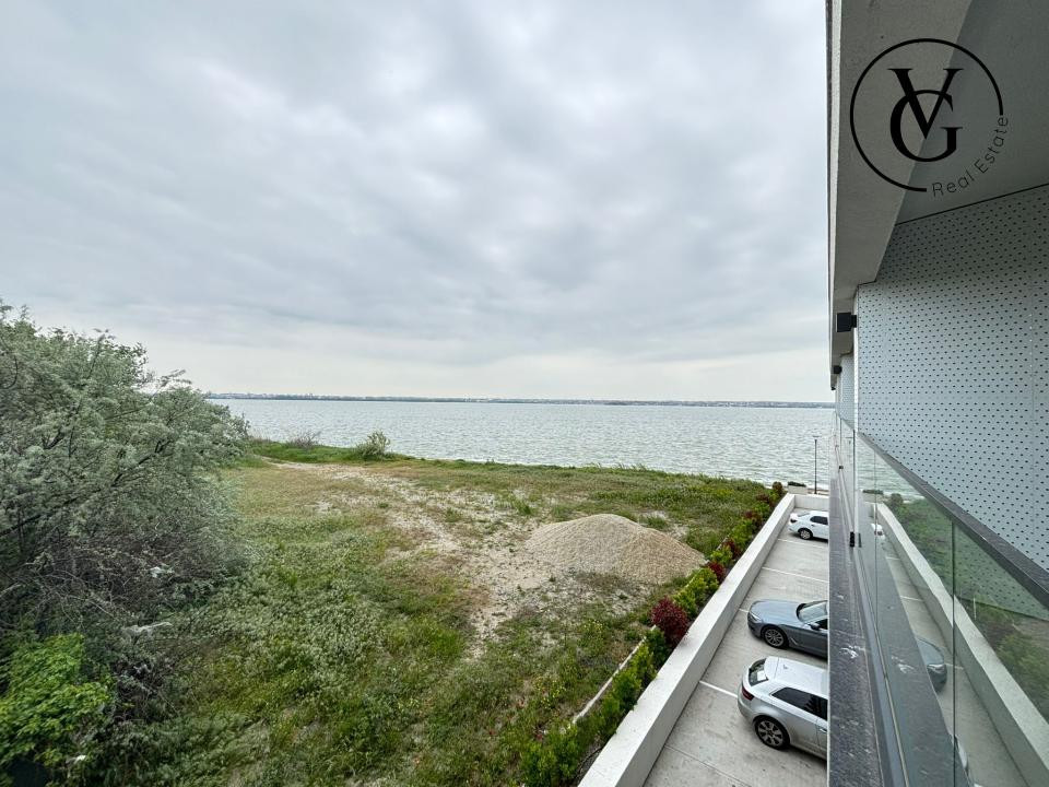 Apartament cu 2 camere - vedere spre lac - Private Lake