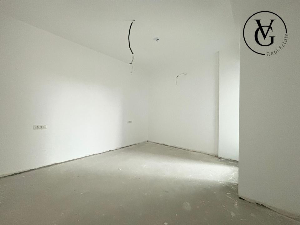 Apartament cu 2 camere - vedere spre lac - Private Lake