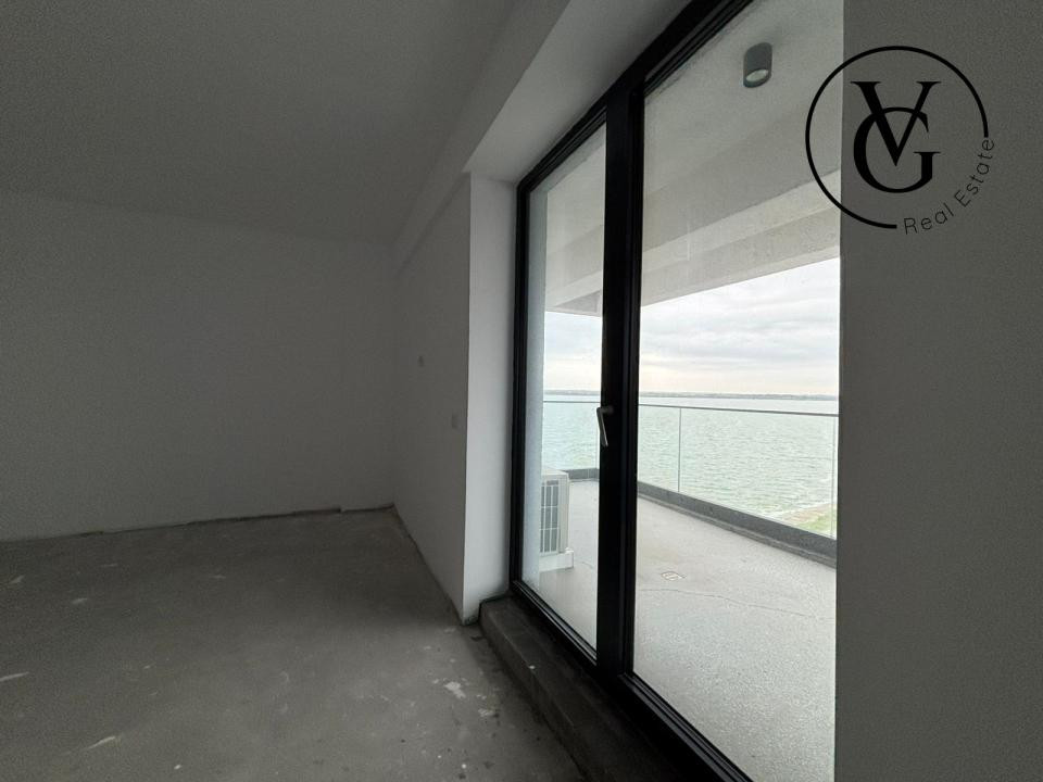 Apartament  camere - vedere frontala la lac - Private Lake