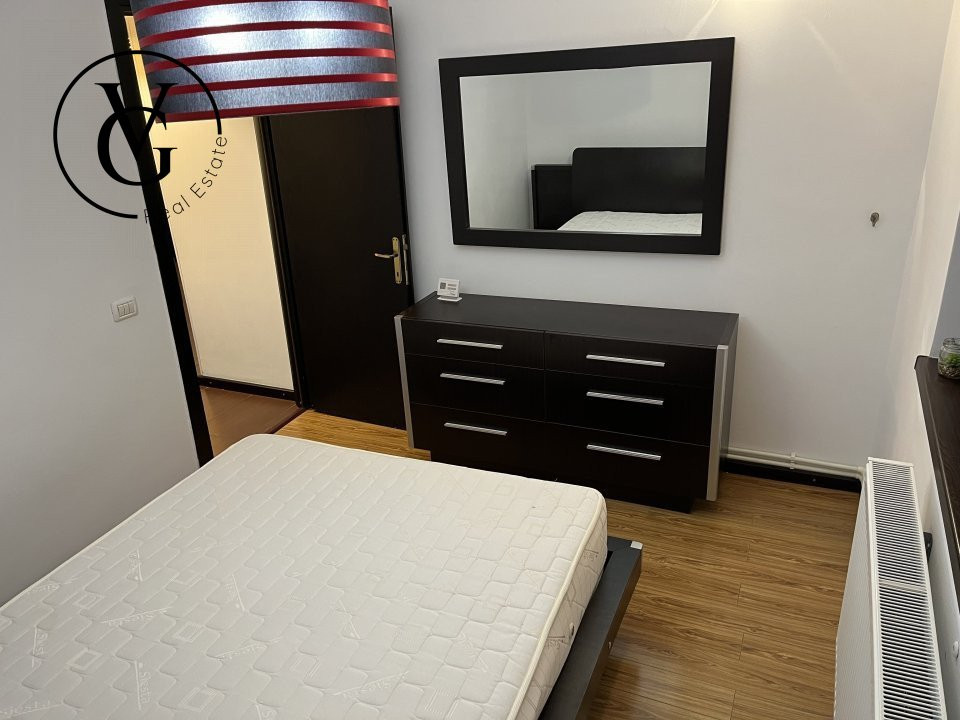 Apartament 3 camere | centrală | loc de parcare privat | Inel II