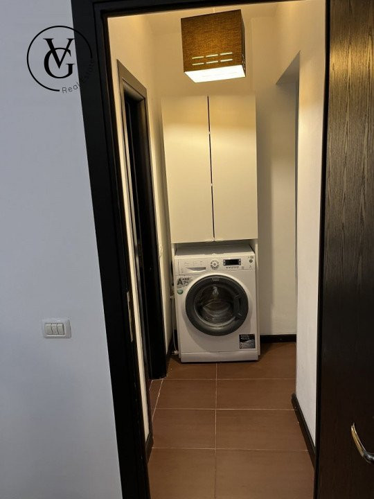 Apartament 3 camere | centrală | loc de parcare privat | Inel II