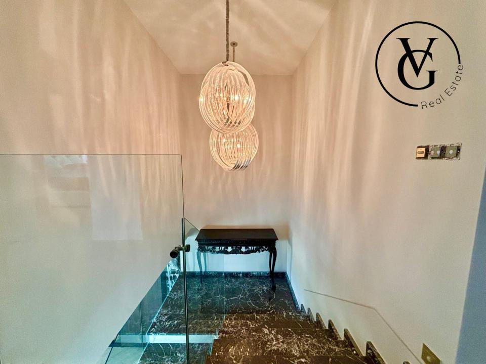 Vilă Duplex Elegantă în Pipera I Lângă Lac I Complet Mobilată 