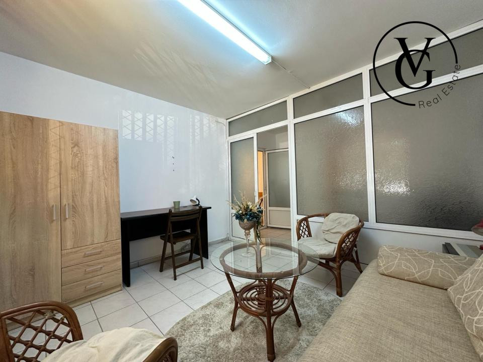 Garsoniera spatioasa - Tomis 3 - Soveja - City Park Mall
