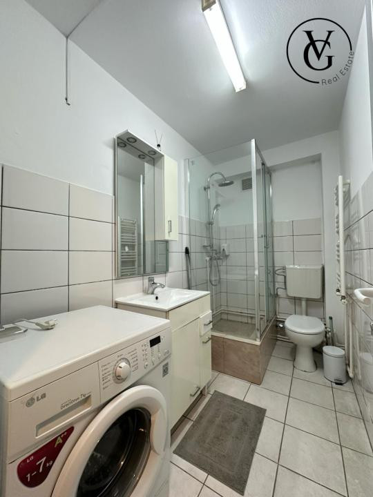 Garsoniera spatioasa - Tomis 3 - Soveja - City Park Mall