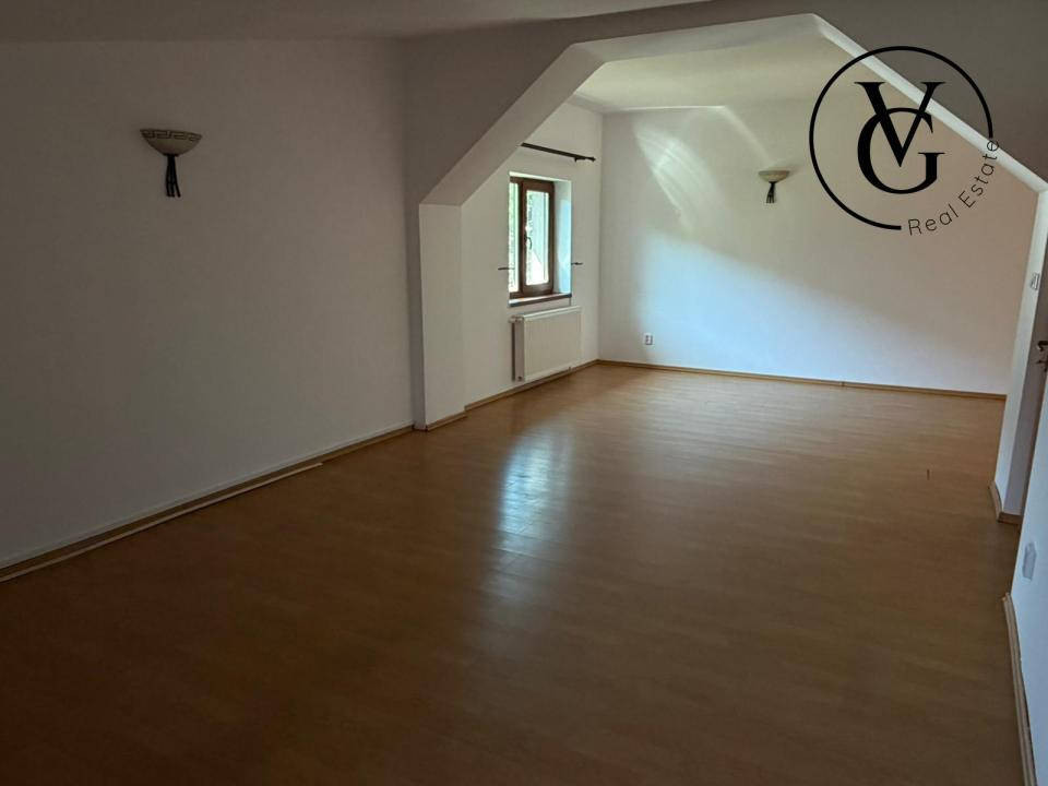 Casa de inchiriat D+ P+1+ Mansarda | Lacul Tei | 6 camere | Garaj 