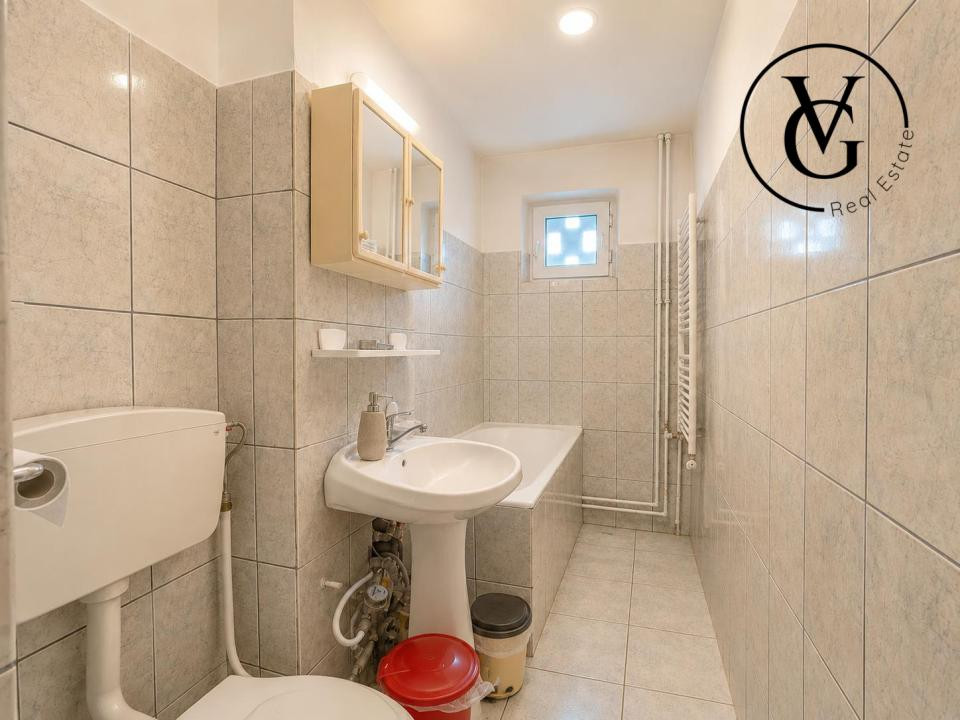 Apartament 3 camere - zona Tomis Nord - centrala proprie