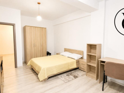 Apartament 2 camere modern-zona Universitate-centrala proprie