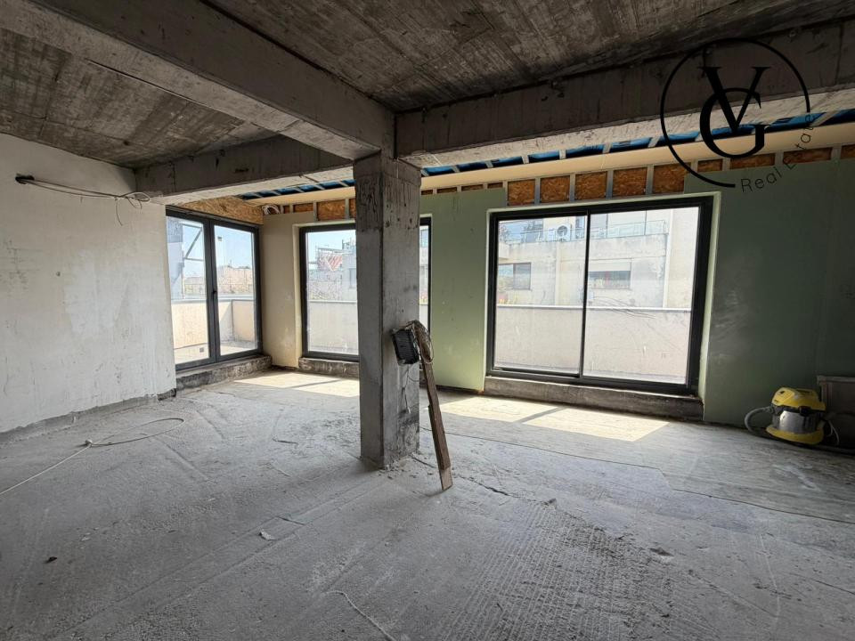 Penthouse 4 camere + Terasa circulara |  Floreasca  