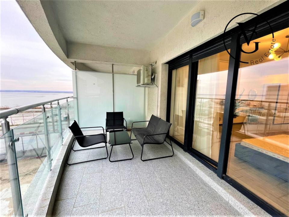 Studio mobilat modern - Casa Del Mar - Vedere laterala catre mare