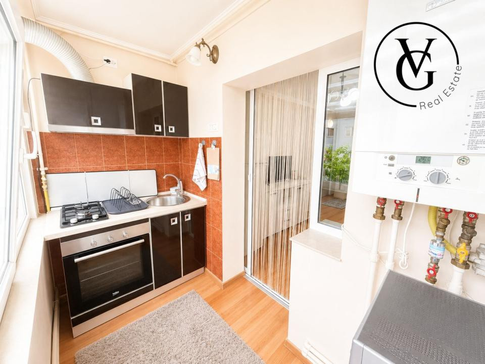 Apartament 3 Camere - Trocadero - Centrala Proprie 
