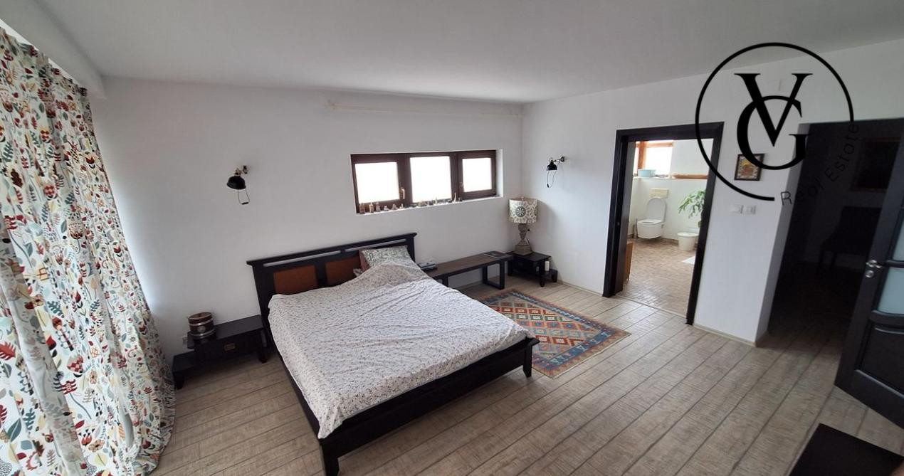 Vila individuala P+2 Pipera | 7 camere | Teren 500 mp | Garaj dublu
