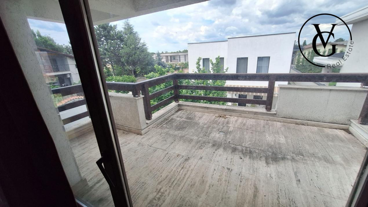 Vila individuala P+2 Pipera | 7 camere | Teren 500 mp | Garaj dublu