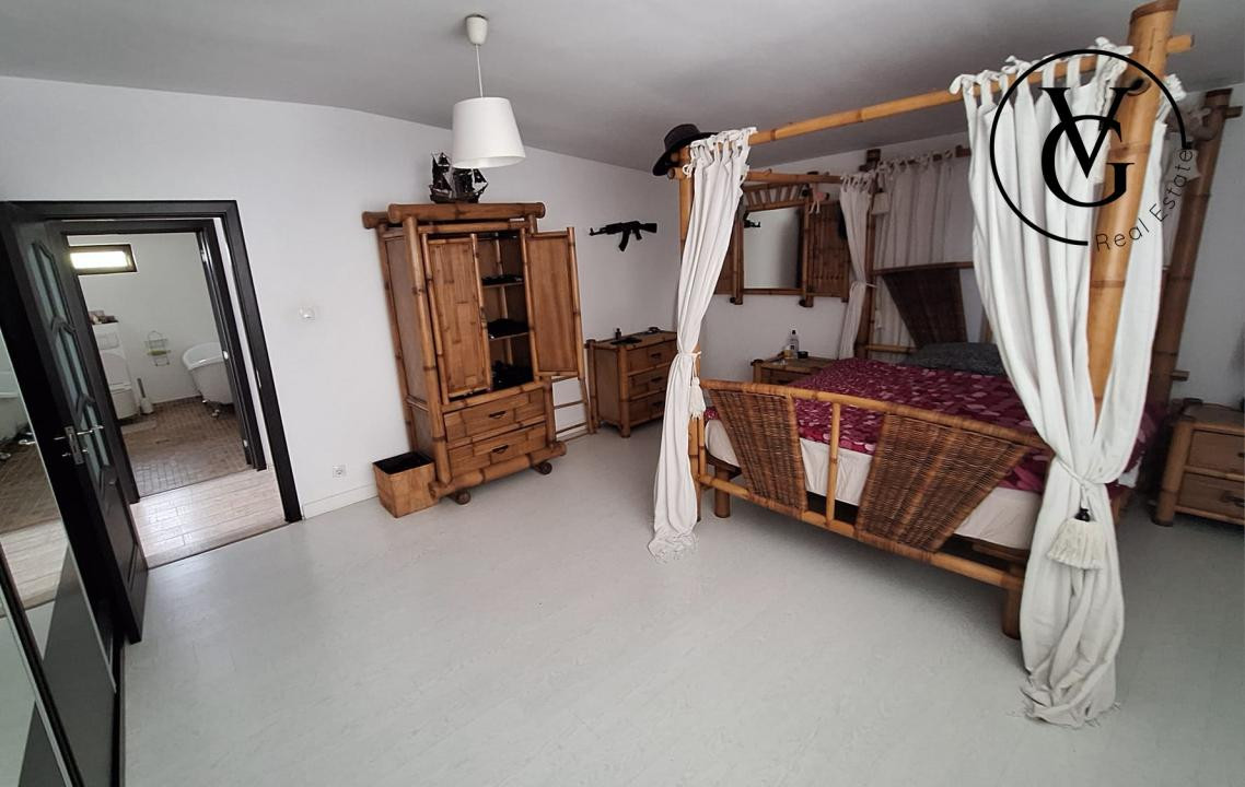 Vila individuala P+2 Pipera | 7 camere | Teren 500 mp | Garaj dublu