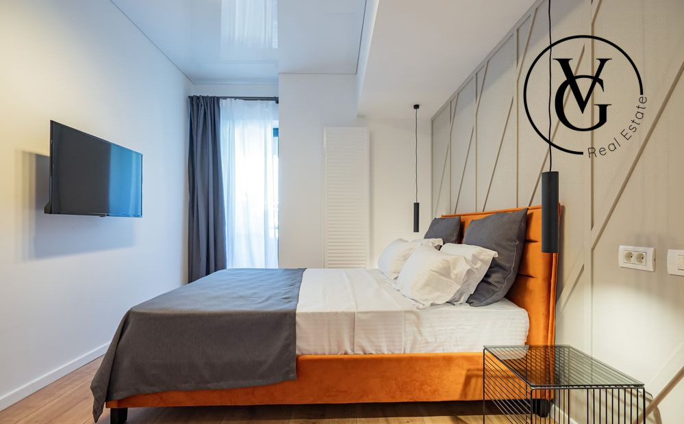 Apartament 2 camere lux- zona Rex/Mamaia -200 m pana la plaja