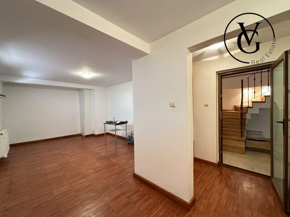 Vila moderna D+P+E | zona ultracentrala Tulcea