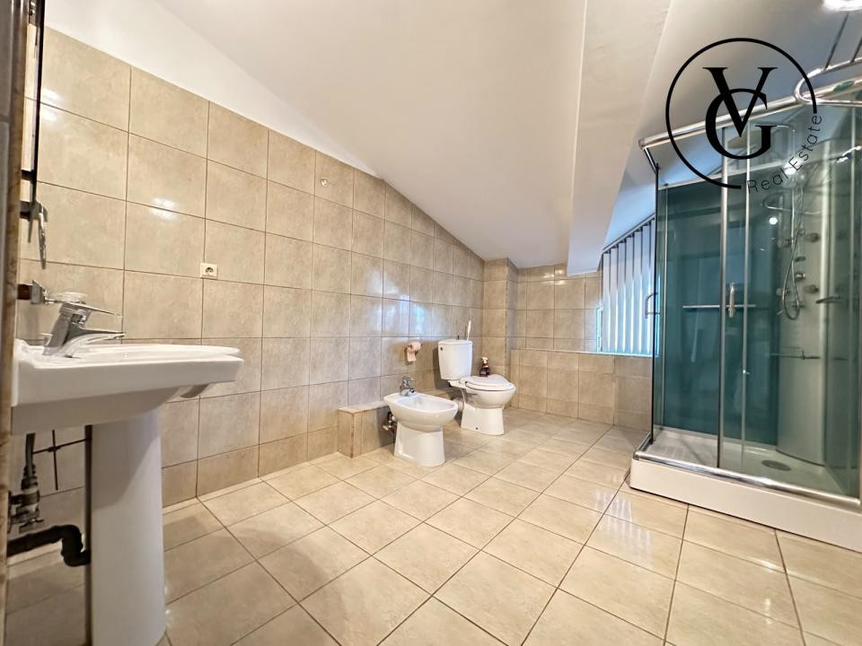Vila moderna D+P+E | zona ultracentrala Tulcea
