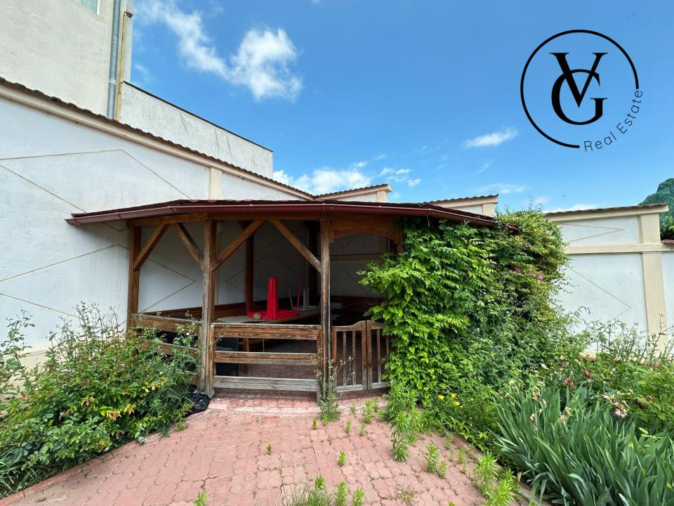 Vila moderna D+P+E | zona ultracentrala Tulcea