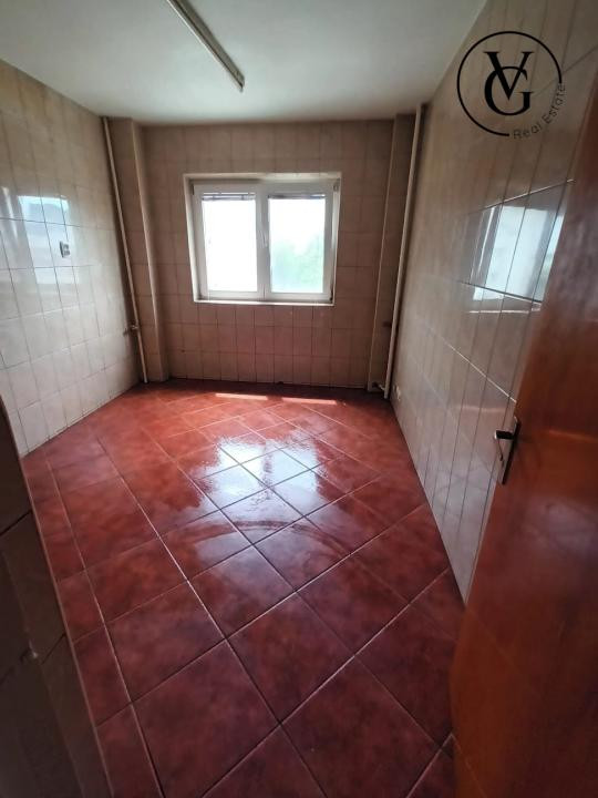 Apartament 3 camere | Lacul Tei | Decomandat 
