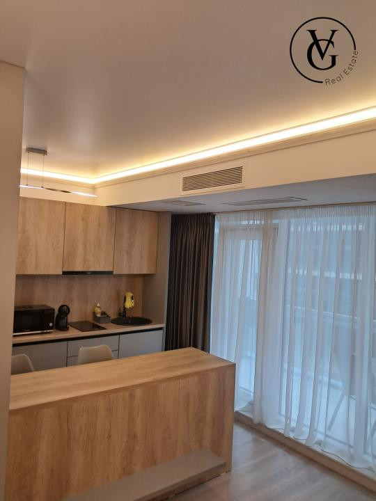 WHITE TITANIC |MAMAIA NORD | VEDERE LA MARE | COMPLEX PISCINA | MOBILAT LUX !