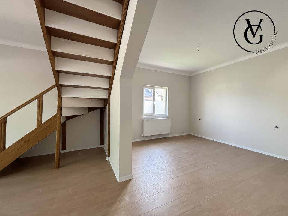 Casa P+M | 5 camere | Lumina 