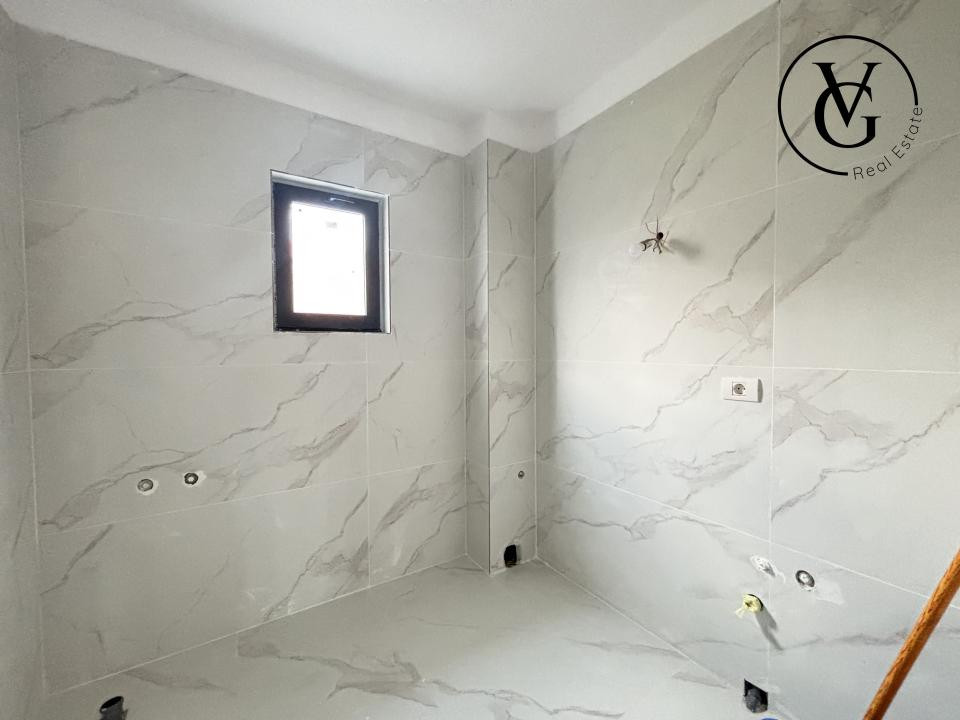 Casa P+M | 5 camere | Lumina - zona centrala