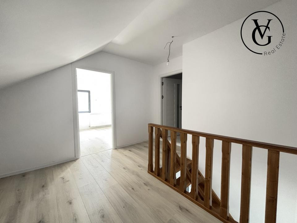 Casa P+M | 5 camere | Lumina - zona centrala