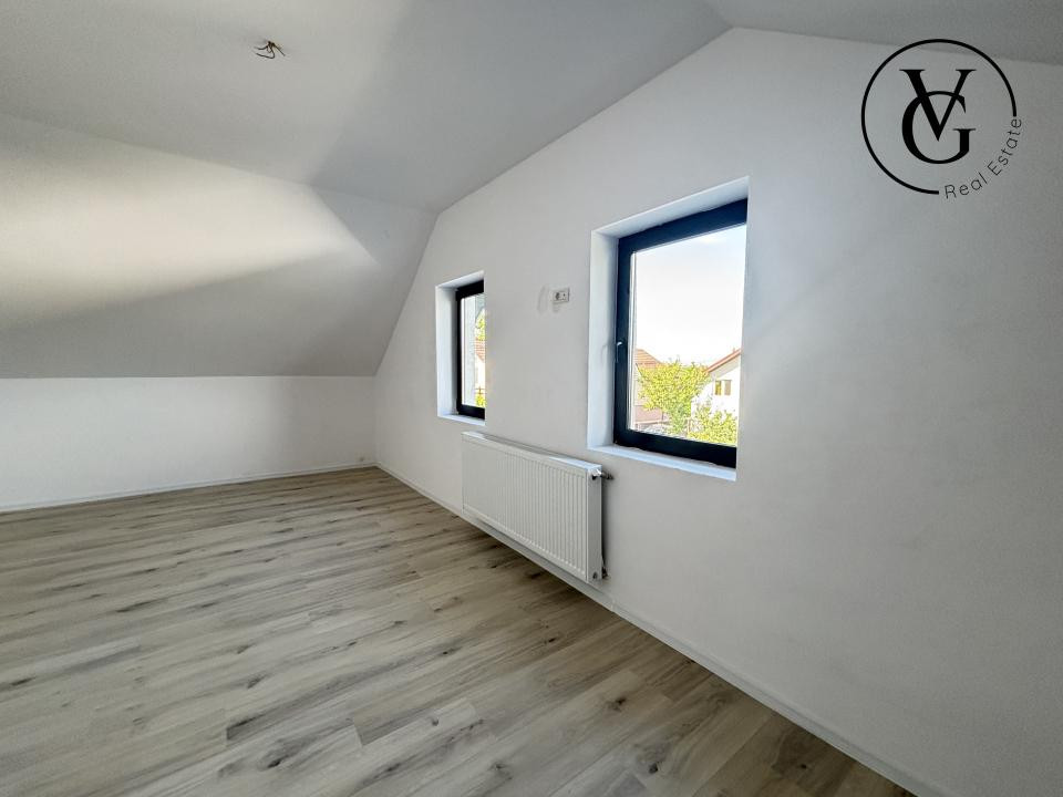 Casa P+M | 5 camere | Lumina - zona centrala