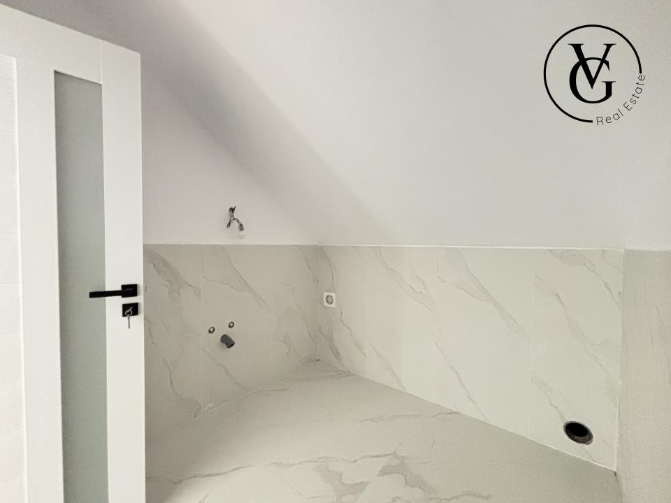 Casa P+M | 5 camere | Lumina - zona centrala