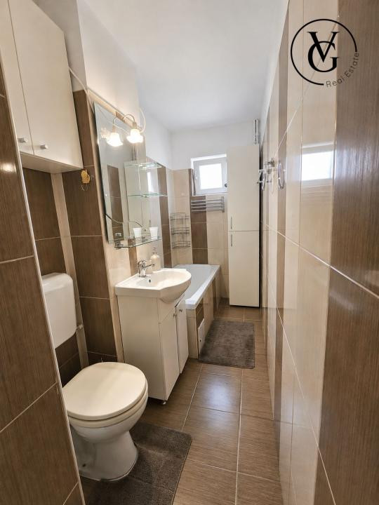 Apartament 3 Camere - Casa De Cultura - Loc De Parcare