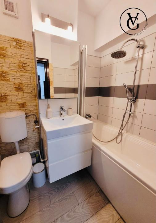 Apartament 2 camere modern-zona Casa De Cultura-centrala proprie