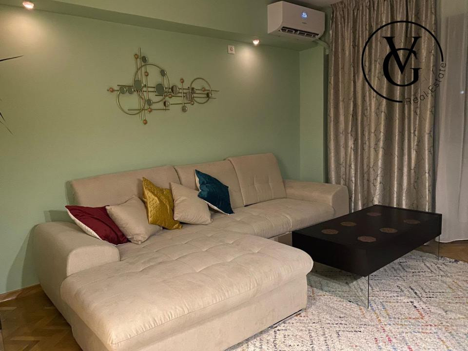 Apartament 3 camere - Sos. Nicolae Titulescu - Complet renovat