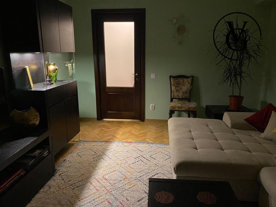 Apartament 3 camere - Sos. Nicolae Titulescu - Complet renovat