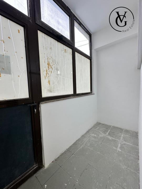 Spatiu comercial modern cu vad pietonal - Centru - KM 0