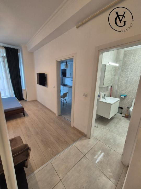 Garsoniera + curte privata - Solid Residence