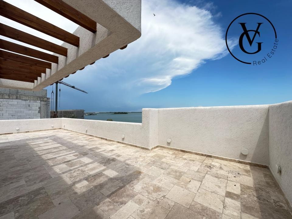 Vila moderna - tip P+1+M - vedere catre lac 