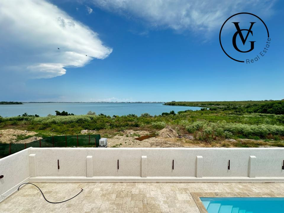 Vila moderna - tip P+1+M - vedere catre lac 
