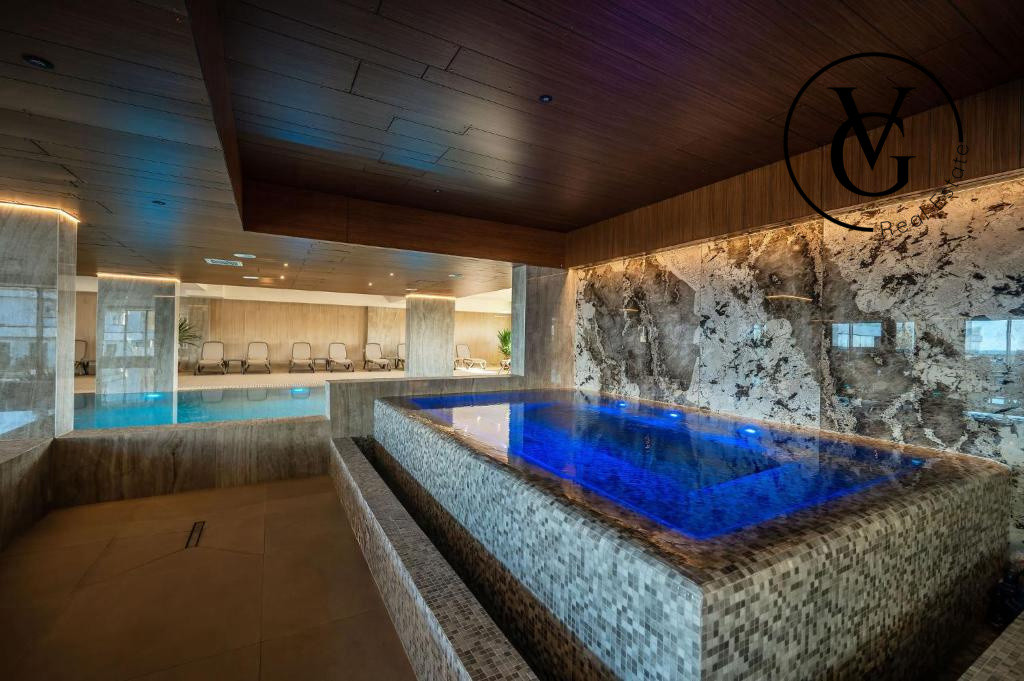 Studio | Aqua Cullinan | Mamaia Nord - vedere laterala  catre mare