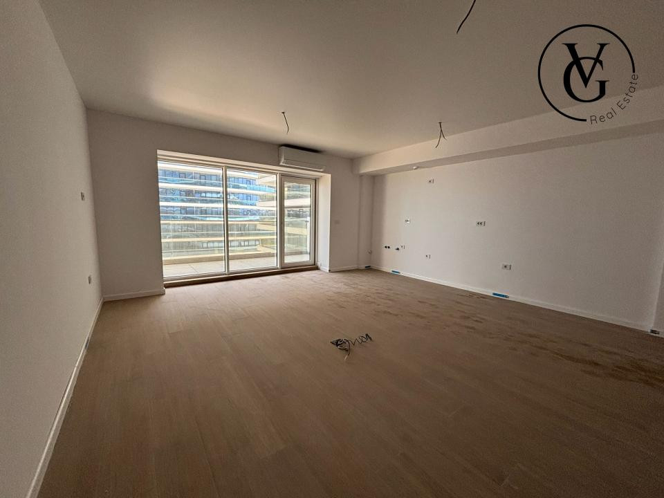 Studio | Aqua Cullinan | Mamaia Nord - vedere laterala  catre mare