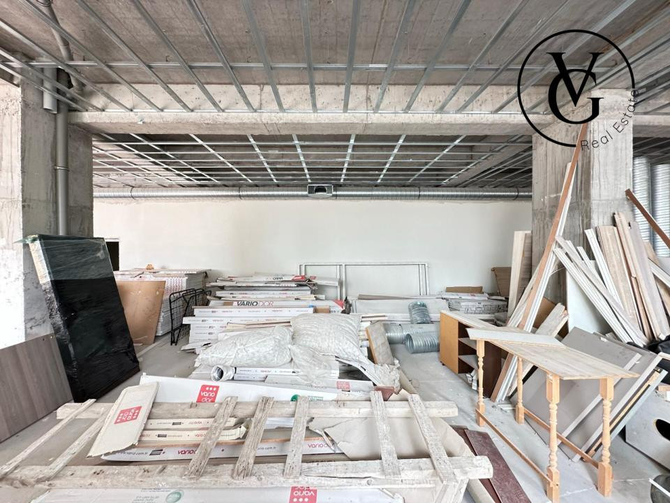 Spațiu Comercial 300 mp | Showroom, Clinică, Birouri | Summerland
