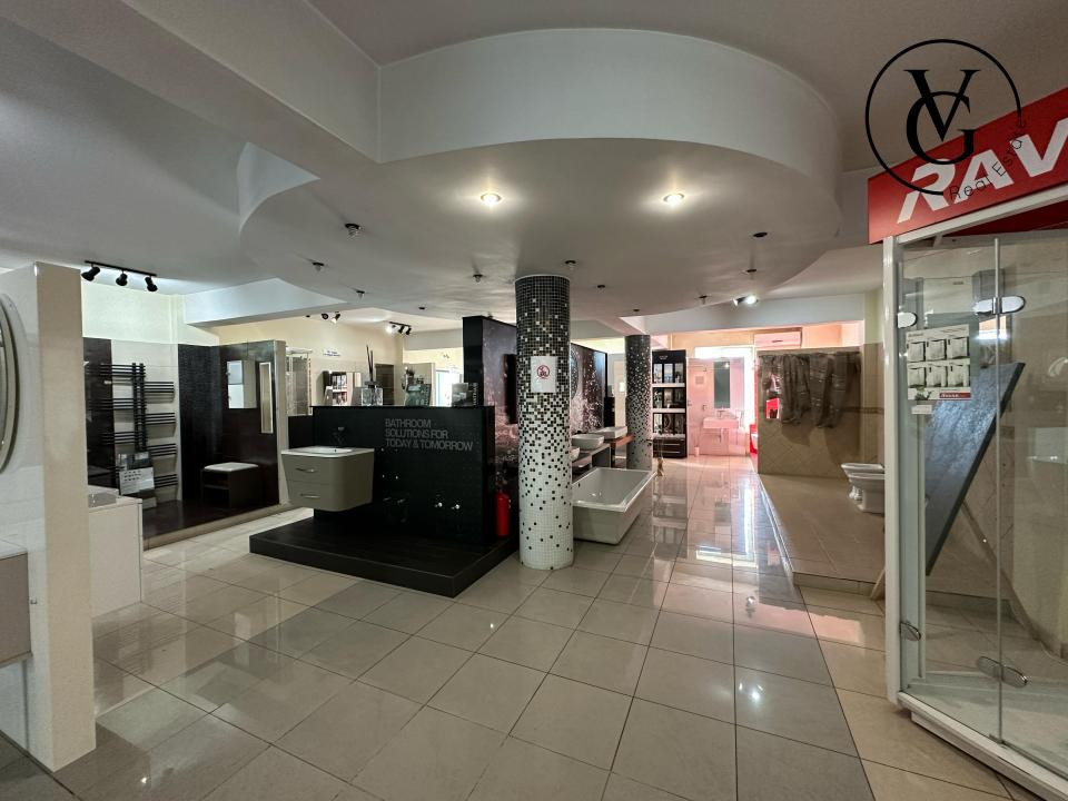 Spațiu Comercial 664 mp | Vitrine Mari | Vad Excelent