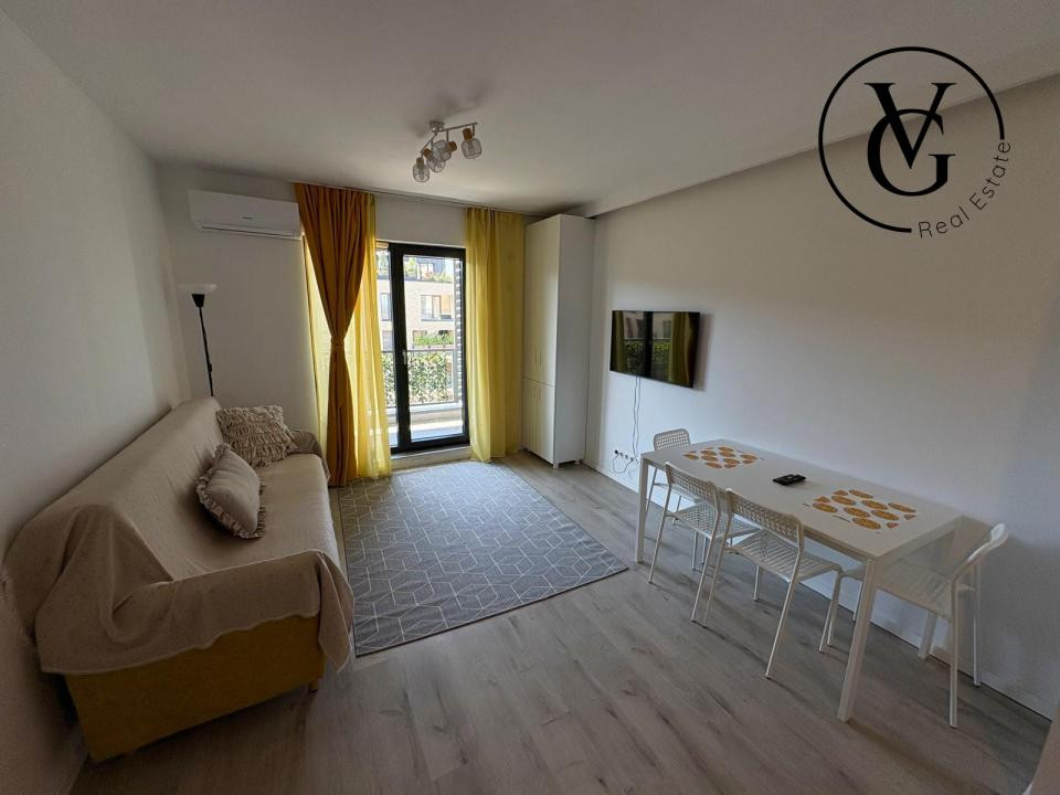 Studio dublu I H Pipera Lake