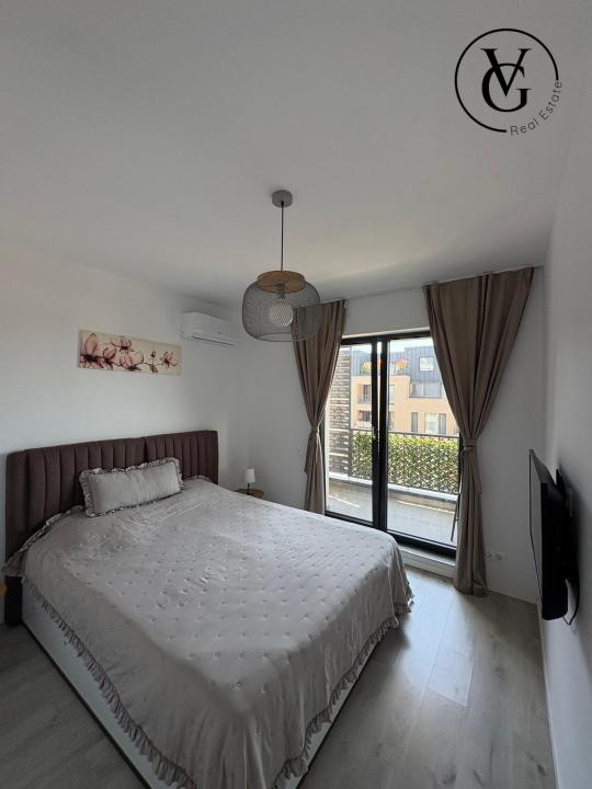 Studio dublu I H Pipera Lake