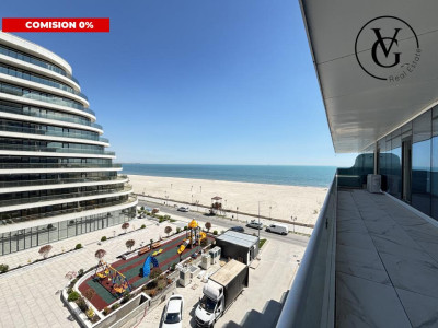 Apartament 3 camere - vedere frontala la mare | White Titanic | Mamaia Nord