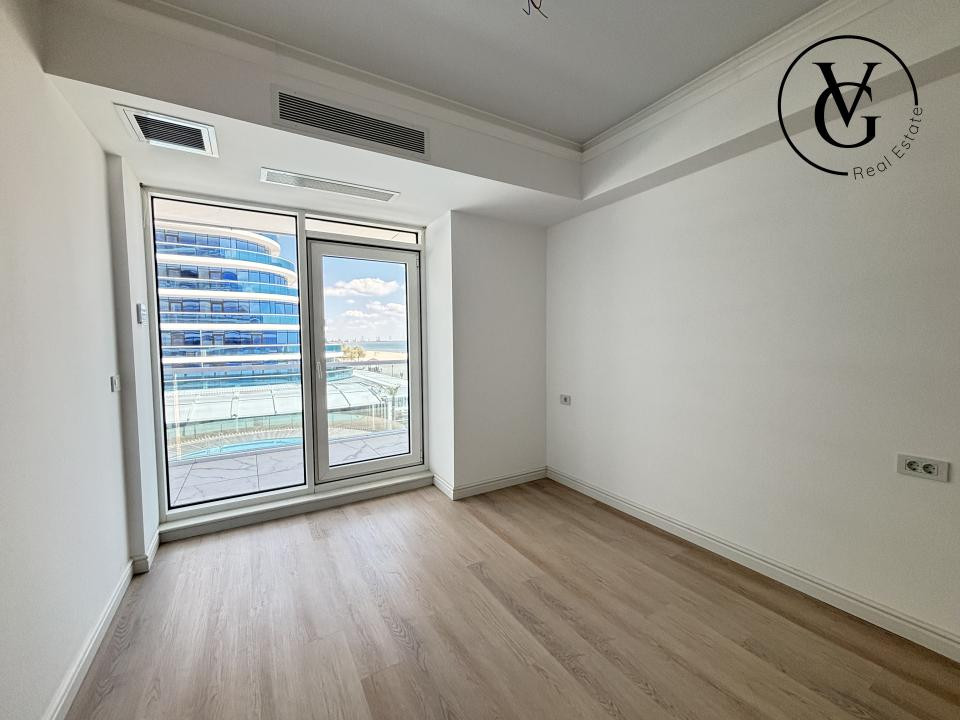 Apartament 3 camere - vedere frontala la mare | White Titanic | Mamaia Nord