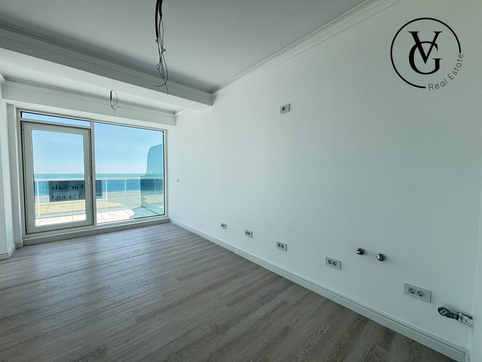 Apartament 3 camere - vedere frontala la mare | White Titanic | Mamaia Nord